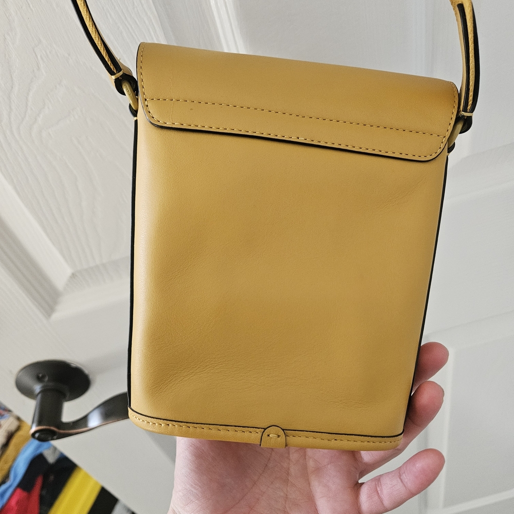 Coach Mustard Yellow Leather Crossbody Bag - Picture 4 of 6